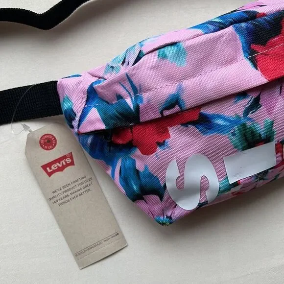 Levi’s floral belt bag with logo - Picture 15 of 15